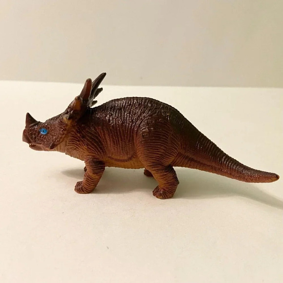 Vintage Mix Lot 3 Dinosaur Figures  Styracosaurus Trex Triceratops Toys - Picture 9 of 11